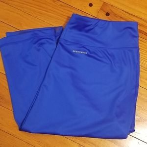 Capri workout leggings